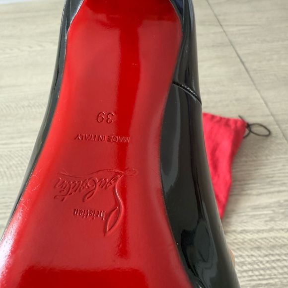 Christian Louboutin Glossy Black Heels with Red Soles - Picture 15 of 15
